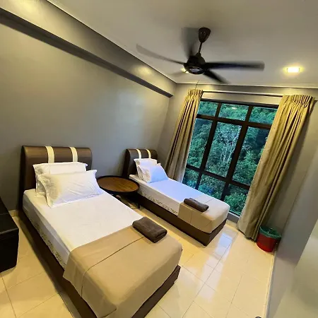 Eaglenest At Marina Cove Resort Lumut Exterior photo